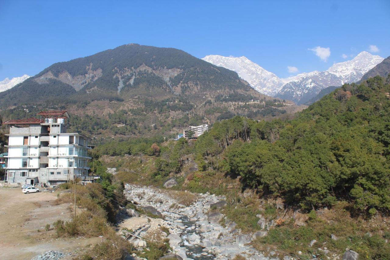 Manuni Inn - Riverside Resort Dharamszala Kültér fotó